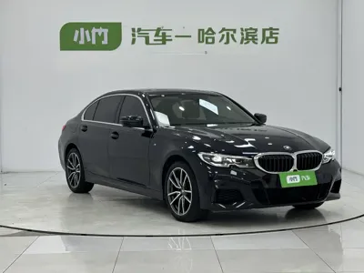 BMW 3 Series 2022, 14000 км, за 34137.07 USD
