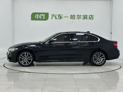 BMW 3 Series 2022, 14000 км, за 34137.07 USD