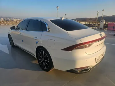 Hyundai Grandeur 2023, 66697 км, за 18668.86 USD