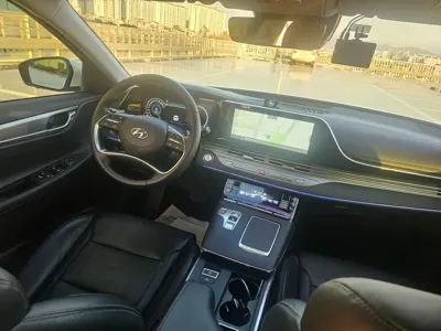 Hyundai Grandeur 2023, 66697 км, за 18668.86 USD - фото 6