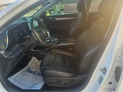 Hyundai Grandeur 2023, 66697 км, за 18668.86 USD - фото 7