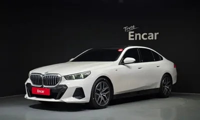 BMW 5-Series · 2025 год
