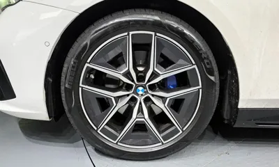 BMW 5-Series 2025, 14967 км, за 39511.06 USD