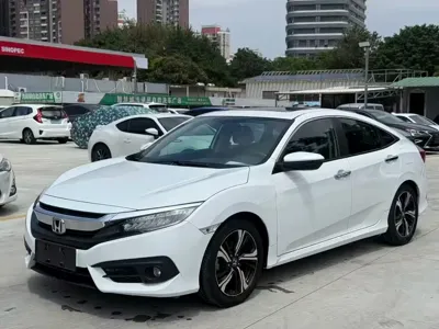 Honda Civic · 2018 год