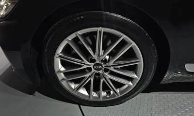 Kia K9 2021, 53142 км, за 20161.3 USD