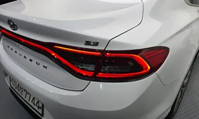 Hyundai Grandeur 2019, 86963 км, за 12046.62 USD - фото 23