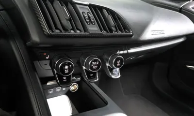 Audi R8 2017, 104916 км, за 63051.74 USD - фото 15