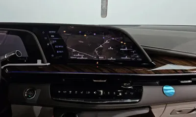 Cadillac Escalade 2023, 11852 км, за 72141.26 USD - фото 12