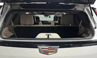 Cadillac Escalade 2023, 11852 км, за 72141.26 USD - фото 18