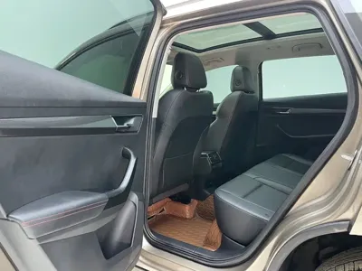 Skoda Karoq 2023, 38500 км, за 18149.77 USD - фото 20