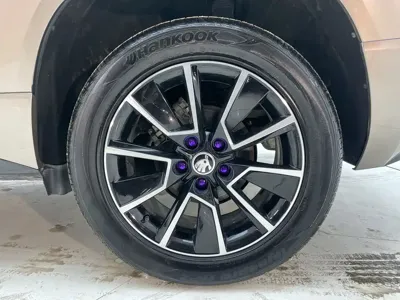 Skoda Karoq 2023, 38500 км, за 18149.77 USD - фото 23