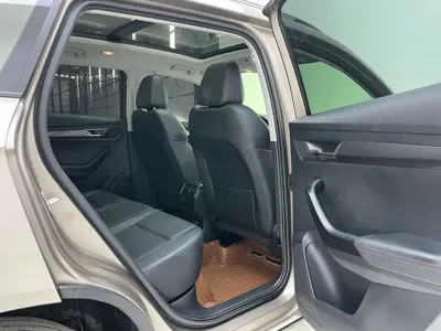 Skoda Karoq 2023, 38500 км, за 18149.77 USD - фото 26