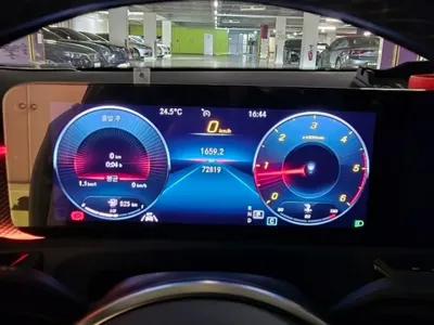 Mercedes-Benz A-Class 2022, 73819 км, за 18839.44 USD - фото 11