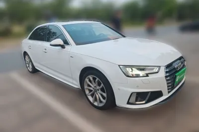 Audi A4L 2019, 65000 км, за 17018 USD