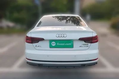 Audi A4L 2019, 65000 км, за 17018 USD