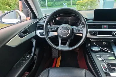 Audi A4L 2019, 65000 км, за 17018 USD - фото 10