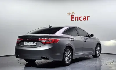 Hyundai Grandeur 2012, 123835 км, за 3776.78 USD