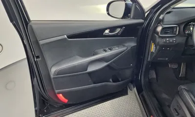 Kia Sorento 2020, 86631 км, за 14171.48 USD - фото 24