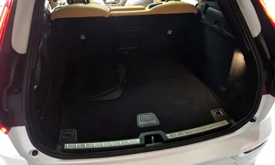 Volvo XC60 2021, 40379 км, за 25200.22 USD - фото 29