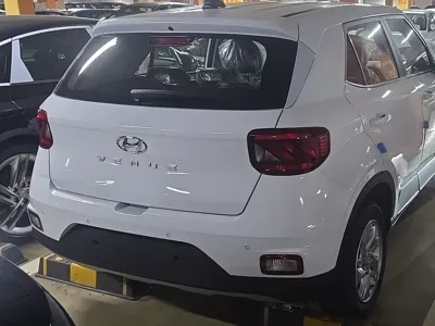 Hyundai Venue 2026, 4 км, за 2174.34 USD
