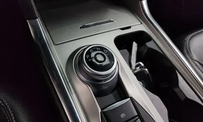 Ford Explorer 2021, 67349 км, за 22584.63 USD - фото 9