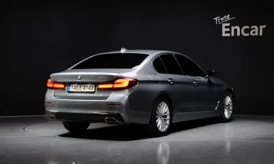 BMW 5-Series 2023, 27665 км, за 25449.52 USD