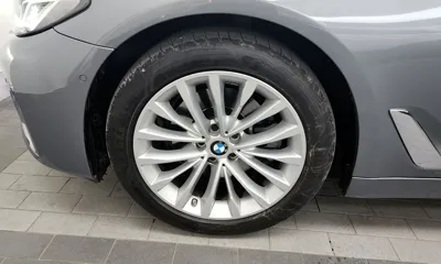BMW 5-Series 2023, 27665 км, за 25449.52 USD