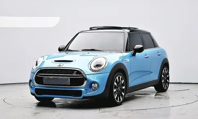 MINI Cooper · 2018 год
