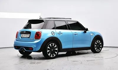 MINI Cooper 2018, 94225 км, за 7540.79 USD