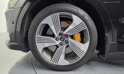 Audi e-tron 2022, 88326 км, за 31442.83 USD