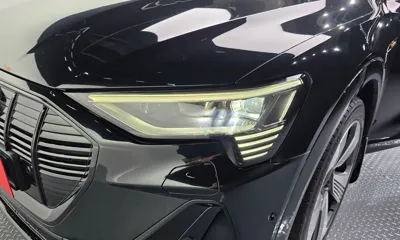 Audi e-tron 2022, 88326 км, за 31205.23 USD - фото 22