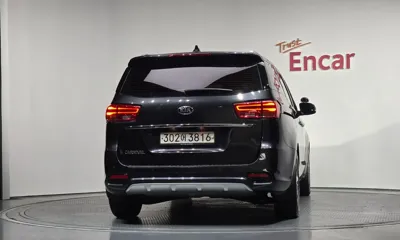 Kia Canival 2020, 123622 км, за 9780.75 USD