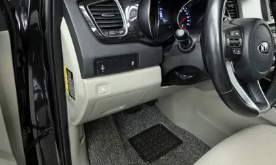 Kia Canival 2020, 123622 км, за 9780.75 USD - фото 17