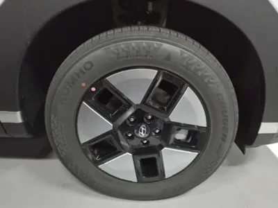 Hyundai Santafe 2026, 750 км, за 19828.08 USD