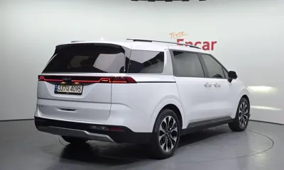 Kia Canival 2022, 76236 км, за 18211.91 USD