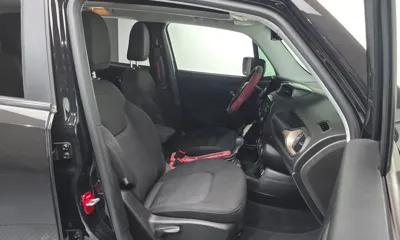 Jeep Renegade 2017, 105854 км, за 4525.62 USD - фото 10