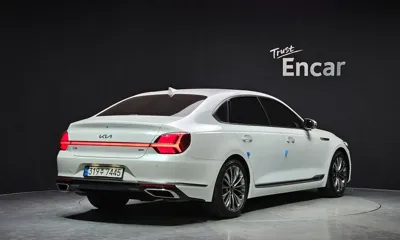 Kia K9 2022, 61638 км, за 30129.97 USD