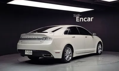 Lincoln MKZ 2016, 132841 км, за 4591.43 USD