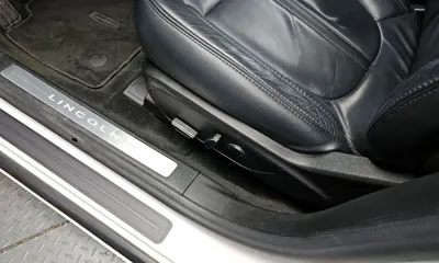 Lincoln MKZ 2016, 132841 км, за 4591.43 USD - фото 18