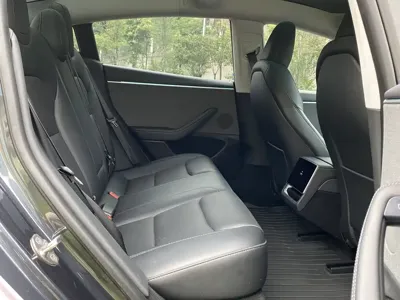 Tesla Model 3 2024, 30000 км, за 25131.8 USD - фото 11
