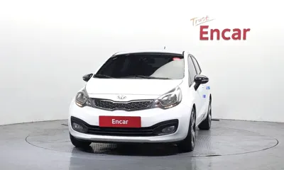 Kia Pride 2012, 84380 км, за 2953.92 USD