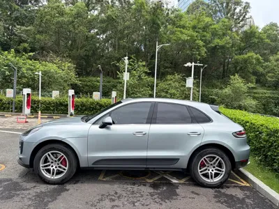 Porsche Macan 2021, 36100 км, за 35797.85 USD
