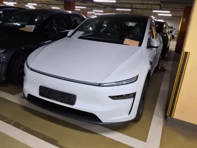 Tesla Model Y · 2026 год