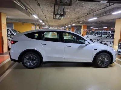 Tesla Model Y 2026, 5 км, за 38991.73 USD - фото 12