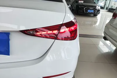 Mercedes-Benz C-Class 2024, 23400 км, за 34299 USD - фото 9