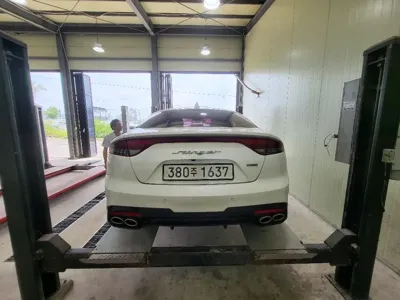 Kia Stinger 2021, 162324 км, за 11480.9 USD