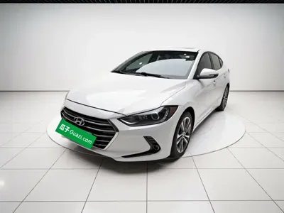 Hyundai Elantra · 2018 год
