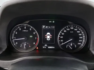 Hyundai Avante 2018, 62868 км, за 7947.89 USD - фото 6
