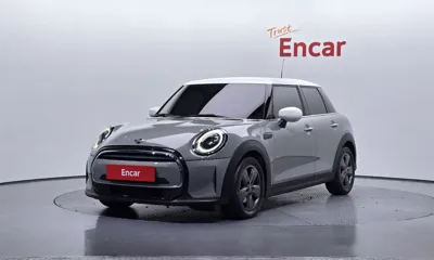 MINI Cooper · 2022 год
