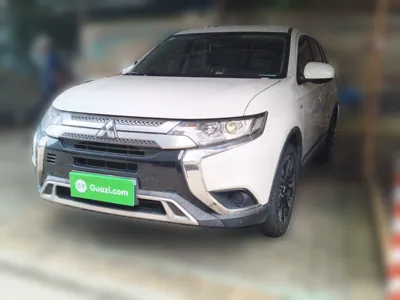 Mitsubishi Outlander · 2020 год